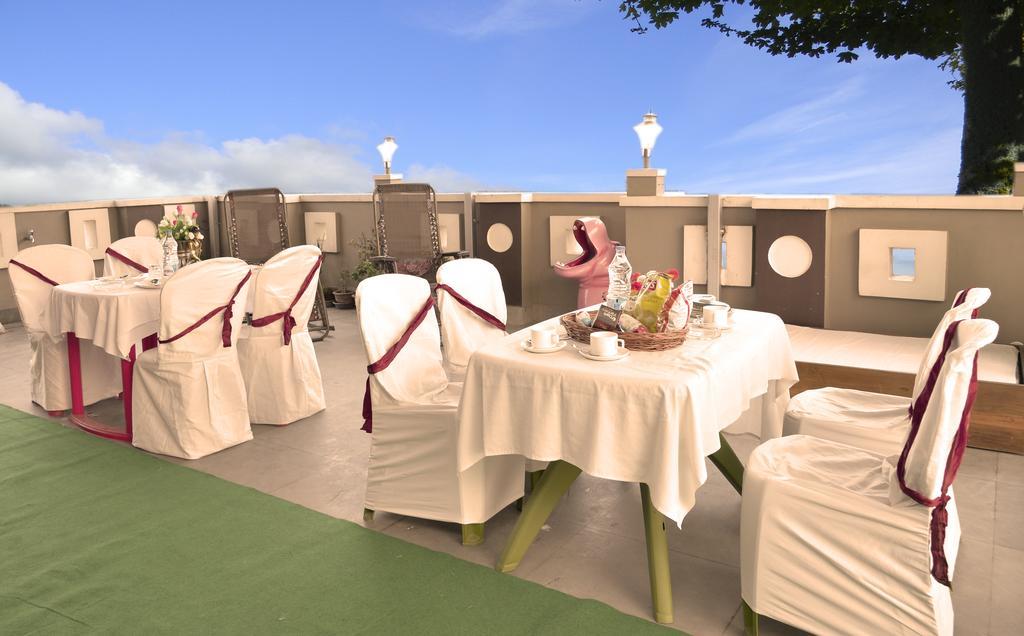 Ghosh Villa Guest House Kalkutta Exterior foto